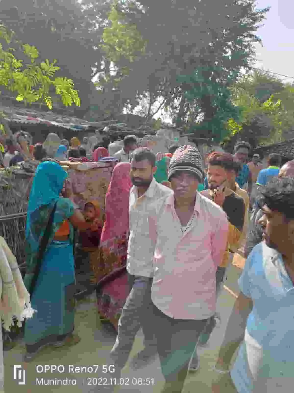 खेल-खेल में 13 वर्षीय बच्ची झूली फांसी के फंदे पर हुई मौत पुलिस पहुंची घटनास्थल पर जांच में जुटी 